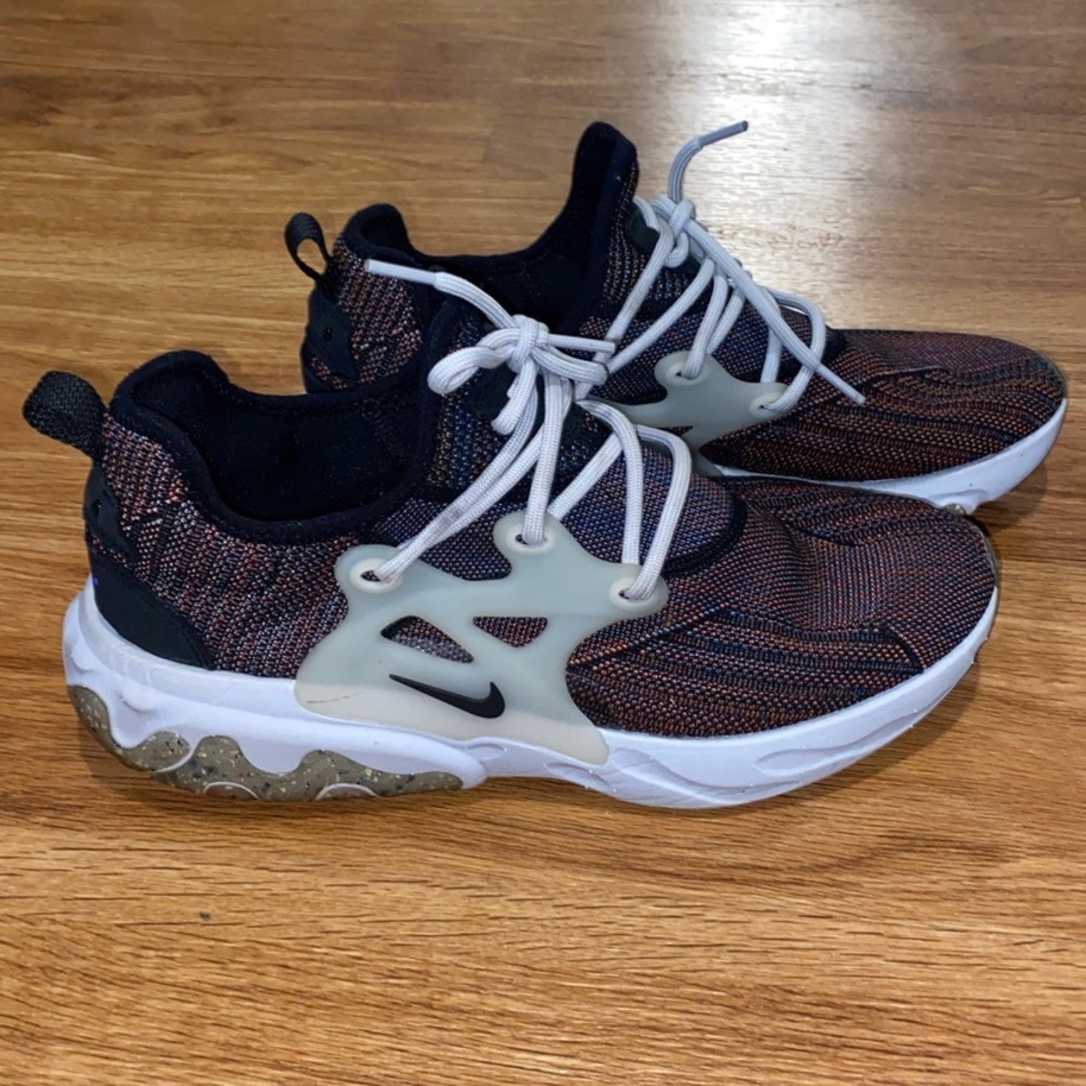 Nike react presto size 9